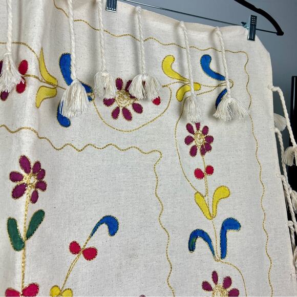 Wall Hanging Tapestry Table Cloth Ceremony Rug Embroidered Tassles Gold Floral - Picture 7 of 11